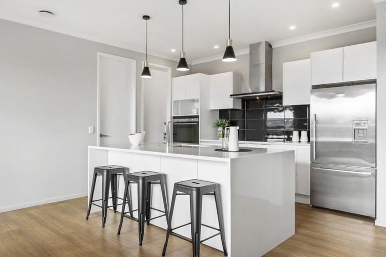 Photo of property in 16 Major Henry Greens, Silverdale, 0932