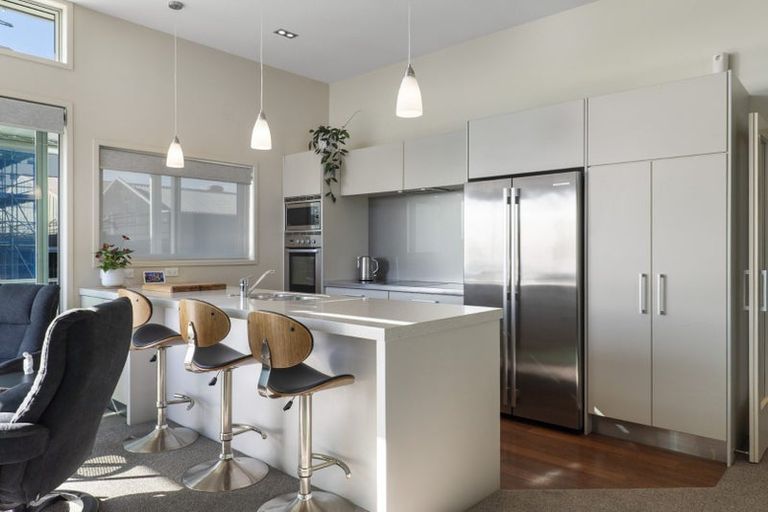 Photo of property in 4a Dawson Street, New Plymouth, 4310