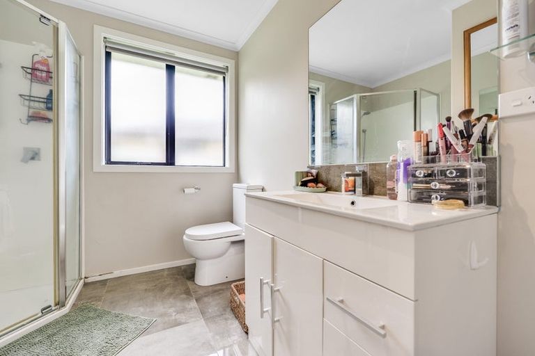 Photo of property in 14 Patatee Terrace, Baverstock, Hamilton, 3200