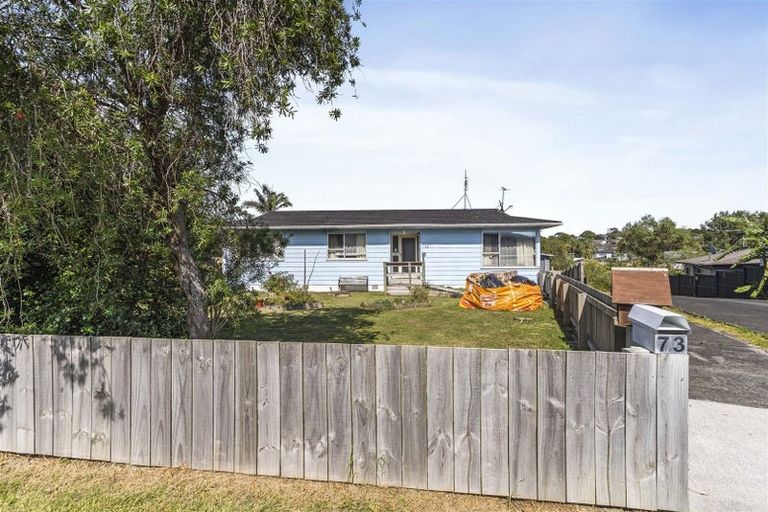 Photo of property in 73 Archmillen Avenue, Pakuranga Heights, Auckland, 2010