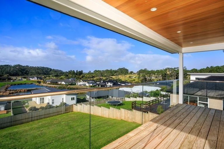 Photo of property in 94 Pohutukawa Parade, Riverhead, 0820