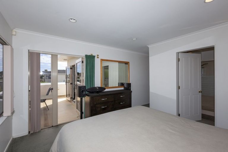 Photo of property in 118a Seaview Road, Paraparaumu Beach, Paraparaumu, 5032