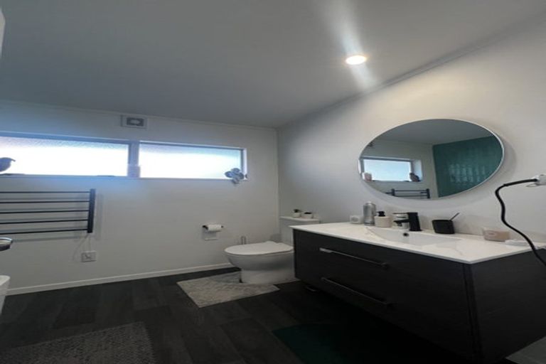 Photo of property in 10 Ambler Avenue, Glen Eden, Auckland, 0602