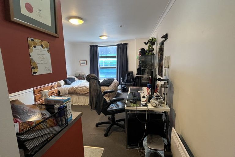 Photo of property in Aitken Street Apartments, 211/5 Aitken Street, Thorndon, Wellington, 6011