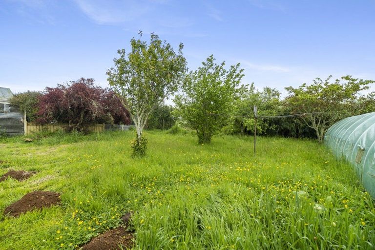Photo of property in 206/1 Buscomb Avenue, Henderson, Auckland, 0610