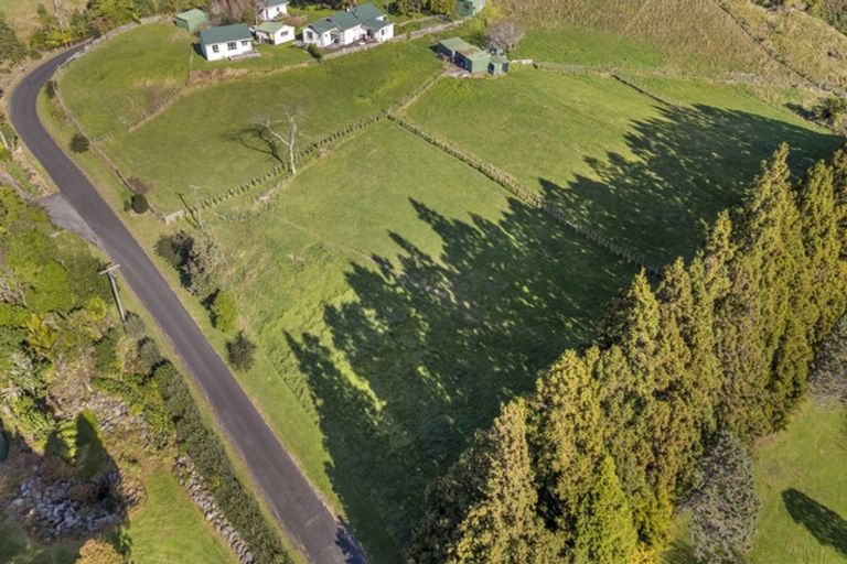 Photo of property in 60 Saxton Road, Upper Vogeltown, New Plymouth, 4371