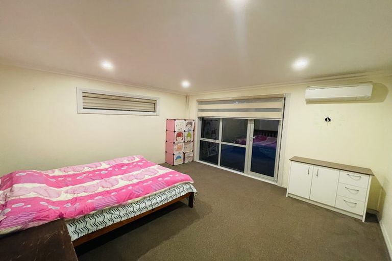 Photo of property in 15 Evelina Lane, Flat Bush, Auckland, 2019