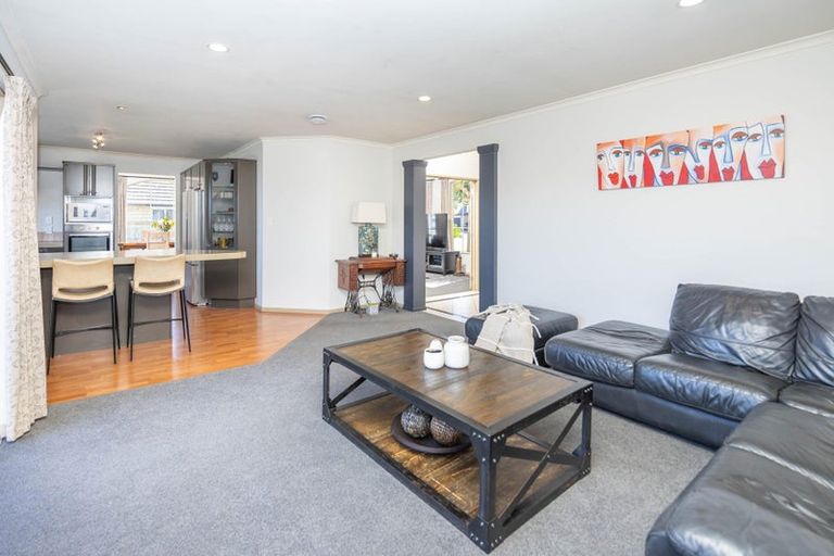 Photo of property in 11 Gavin Heights, Rototuna, Hamilton, 3210