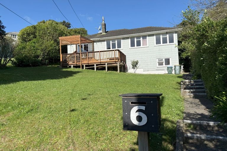 Photo of property in 6 Gloucester Street, Cannons Creek, Porirua, 5024