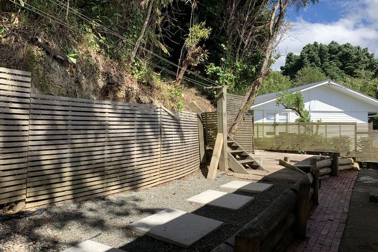 Photo of property in 14 Manor Drive, Stokes Valley, Lower Hutt, 5019