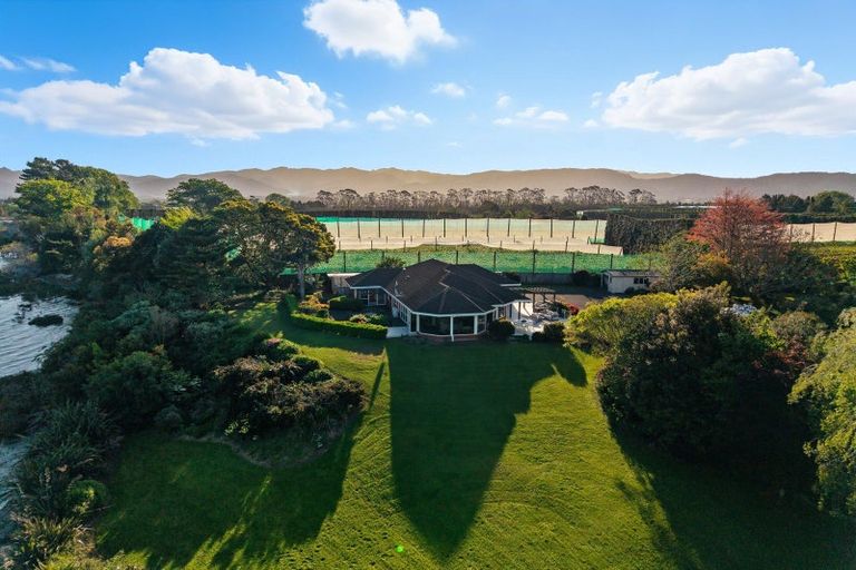 Photo of property in 204b Beach Road, Katikati, 3178