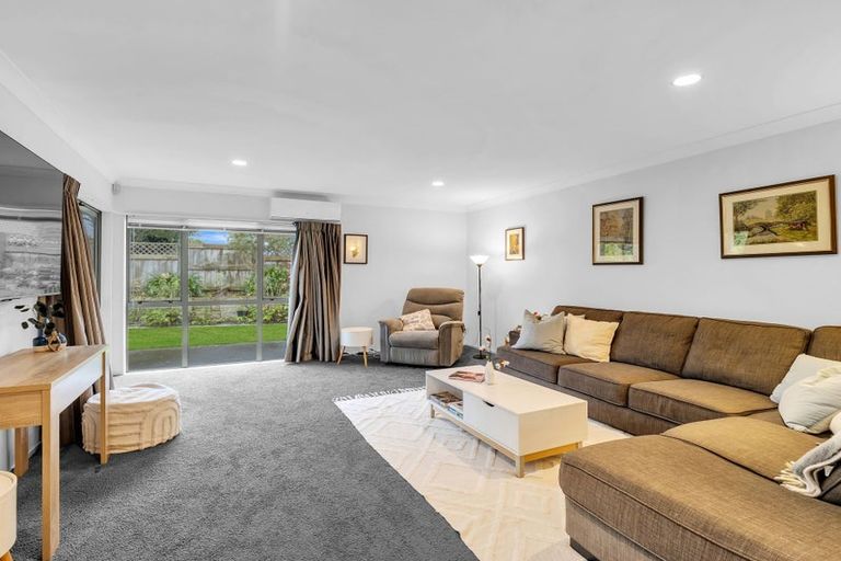 Photo of property in 6 Holdsworth Drive, Otamatea, Whanganui, 4500