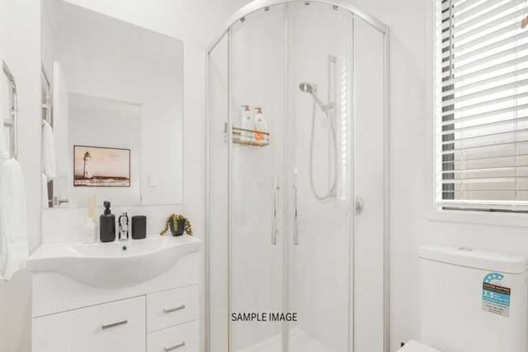 Photo of property in 1/31 Harrowfield Drive, Harrowfield, Hamilton, 3210