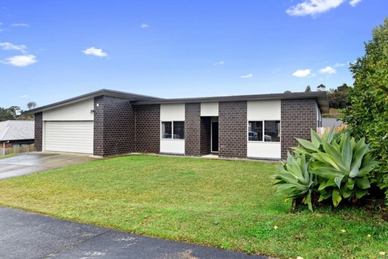 Photo of property in 68 Ridgeway Drive, Te Kamo, Whangarei, 0112
