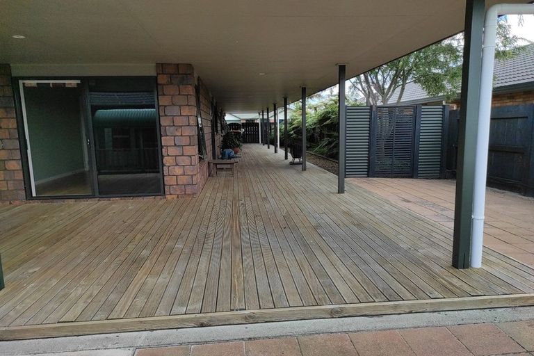 Photo of property in 65 Peter Hall Drive, Kelvin Grove, Palmerston North, 4414