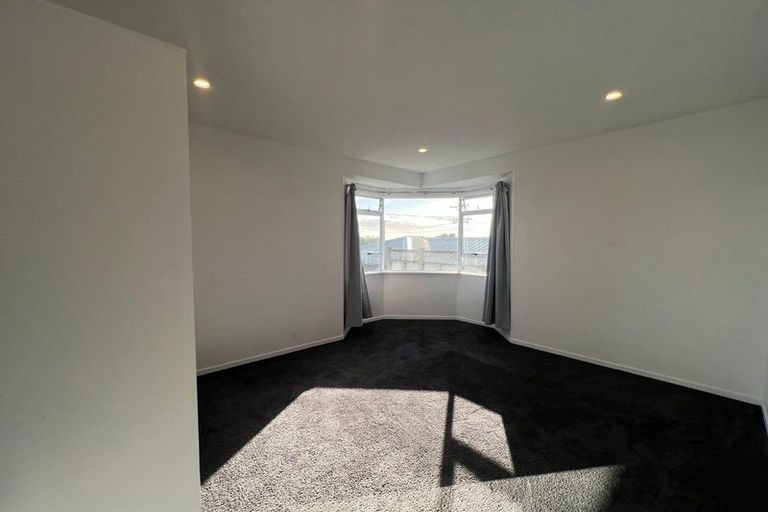 Photo of property in 11 Chilman Street, Strandon, New Plymouth, 4312