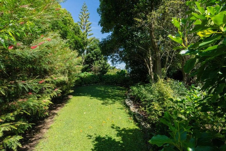 Photo of property in 184 Gladstone Road, Levin, 5571