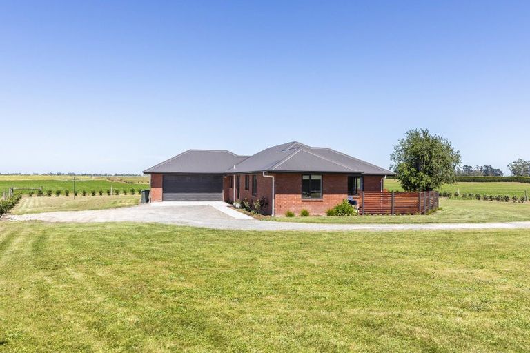 Photo of property in 2217 Old West Coast Road, Kirwee, Christchurch, 7671