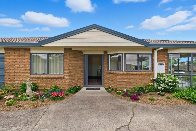 Photo of property in 680 Gloucester Road, Papamoa Beach, Papamoa, 3118