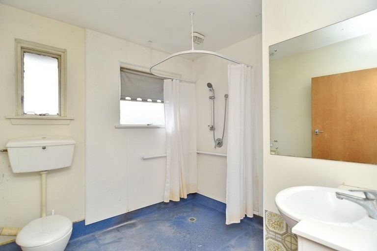 Photo of property in 14 Ruru Road, Linwood, Christchurch, 8062