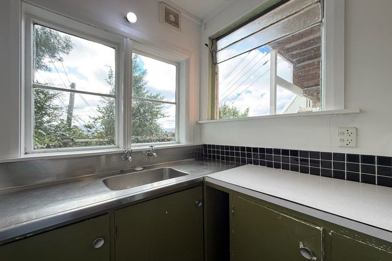Photo of property in 59 Hankey Street, Mount Cook, Wellington, 6011