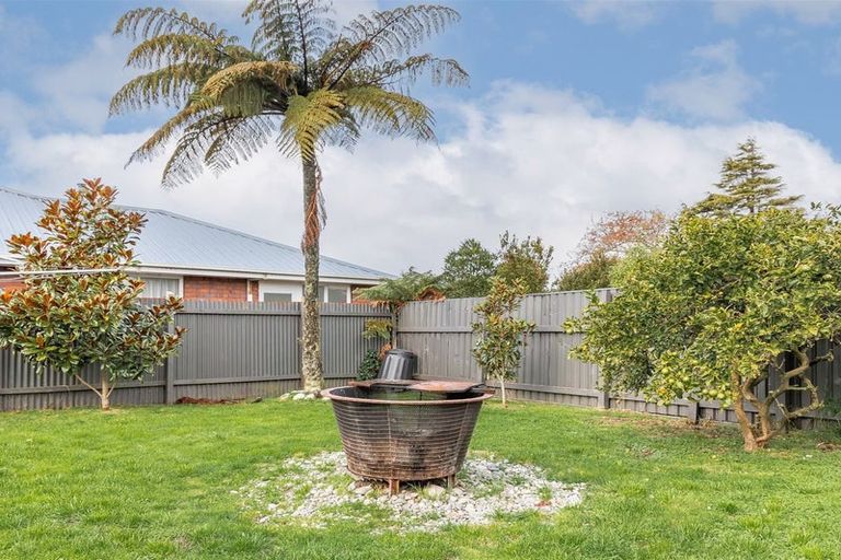 Photo of property in 9 Queen Street, Westport, 7825