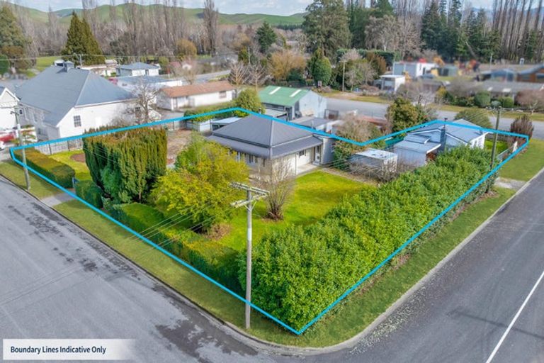 Photo of property in 7 Cheviot Street, Waiau, 7332