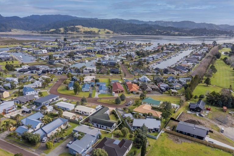 Photo of property in 120 The Yardarm, Pauanui, Hikuai, 3579