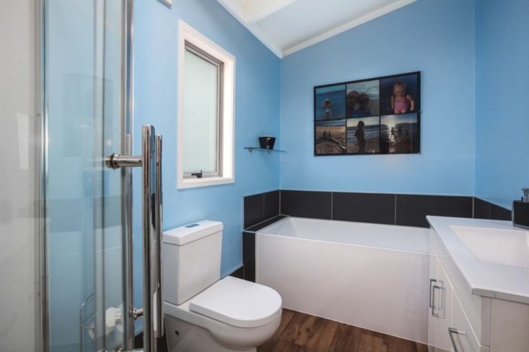 Photo of property in 4 Stemhead Lane, Whitby, Porirua, 5024