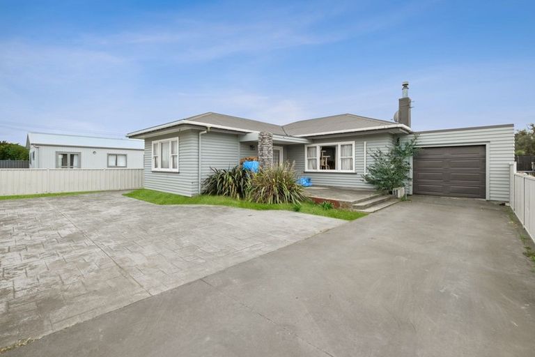 Photo of property in 305 Kahutia Street, Gisborne, 4010