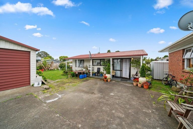 Photo of property in 122 Buckland Road, Mangere East, Auckland, 2024