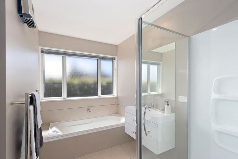 Photo of property in 77 Newman Road, Rolleston, 7614