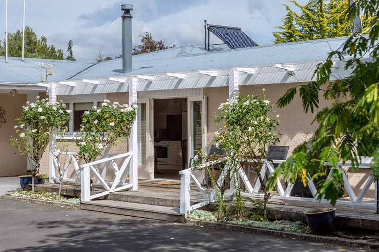 Photo of property in 62 Kuratawhiti Street, Greytown, 5712