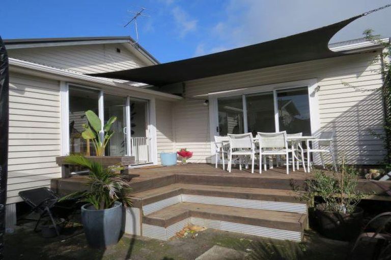 Photo of property in 31 Rimu Street, Strandon, New Plymouth, 4312