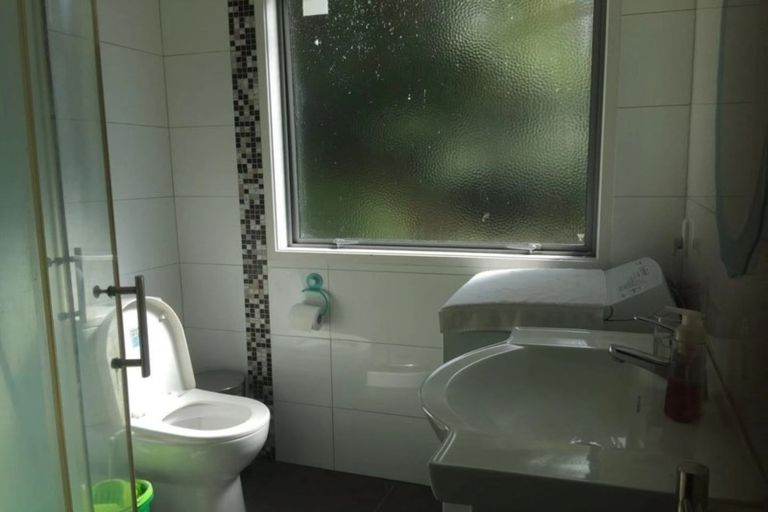 Photo of property in 152 Weatherly Road, Torbay, Auckland, 0630