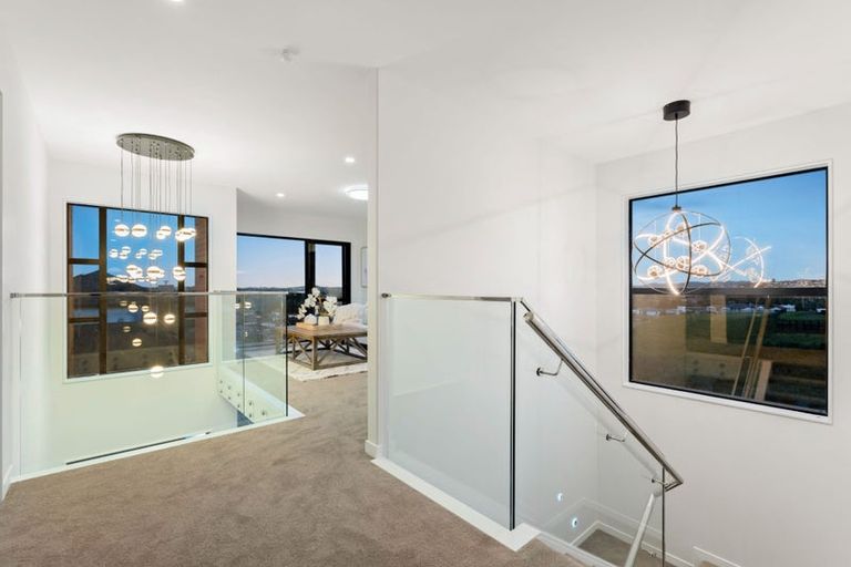 Photo of property in 28 Kate Duncan Drive, Swanson, 0614