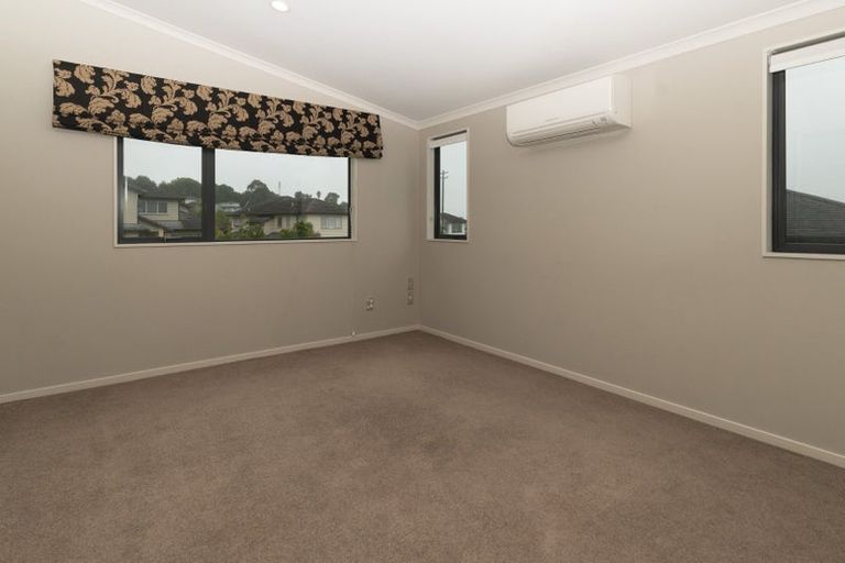 Photo of property in 74 Oakway Drive, Schnapper Rock, Auckland, 0632