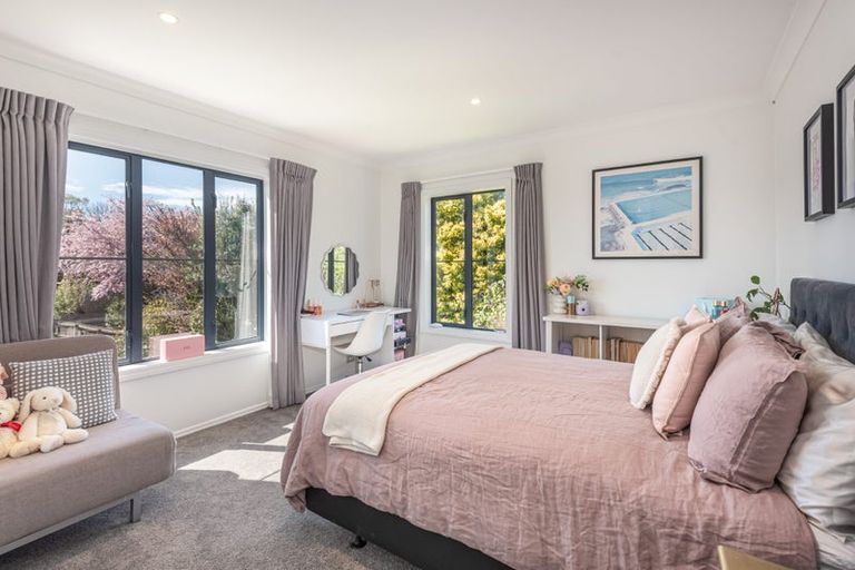 Photo of property in 16 Clyde Road, Upper Riccarton, Christchurch, 8041