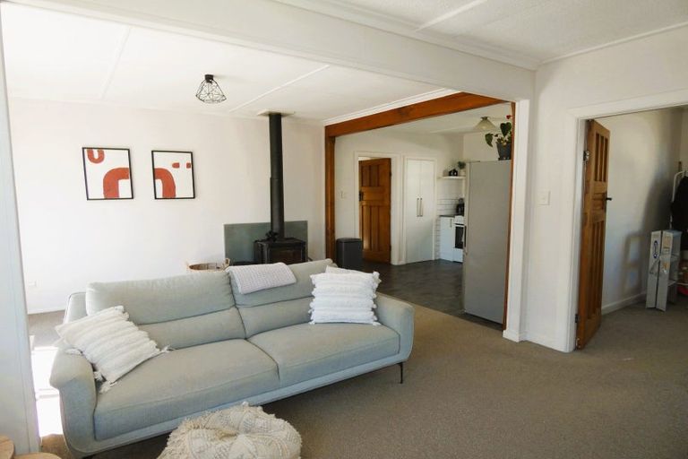 Photo of property in 33 Domett Street, Westport, 7825