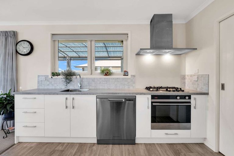 Photo of property in 17 Morrell Street, Tawhero, Whanganui, 4501