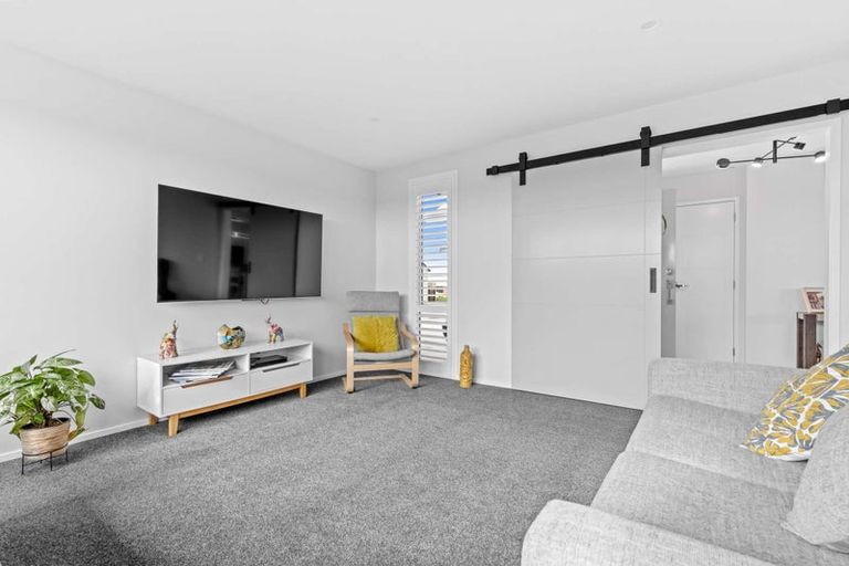 Photo of property in 5 Serrata Close, Papamoa Beach, Papamoa, 3118