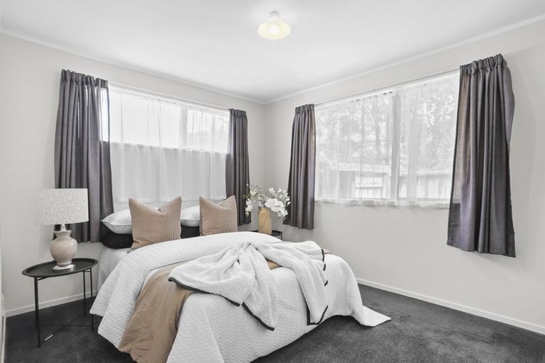 Photo of property in 208 Solar Road, Glen Eden, Auckland, 0602