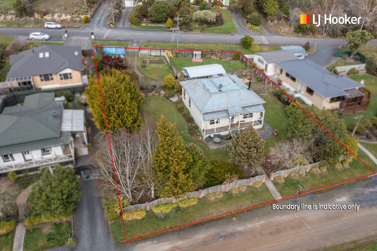 Photo of property in 288 Gladstone Road North, Mosgiel, 9092
