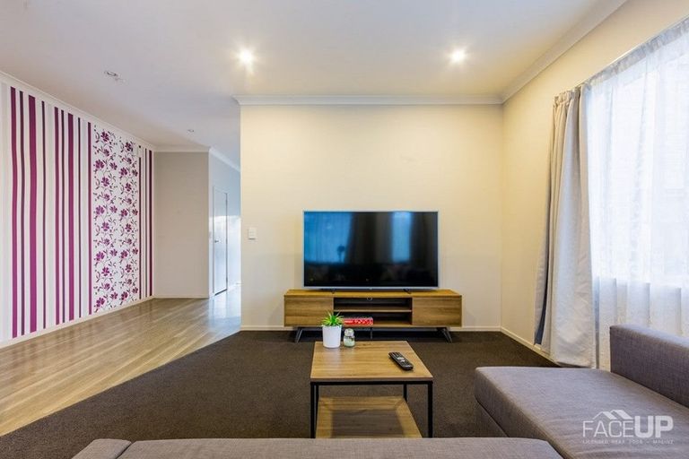 Photo of property in 4 Toheroa Street, Hobsonville, Auckland, 0616