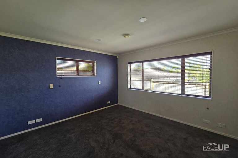 Photo of property in 11 Richfield Crescent, Westgate, Auckland, 0614