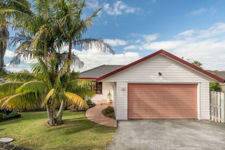 Photo of property in 17 Ian Sage Avenue, Torbay, Auckland, 0630