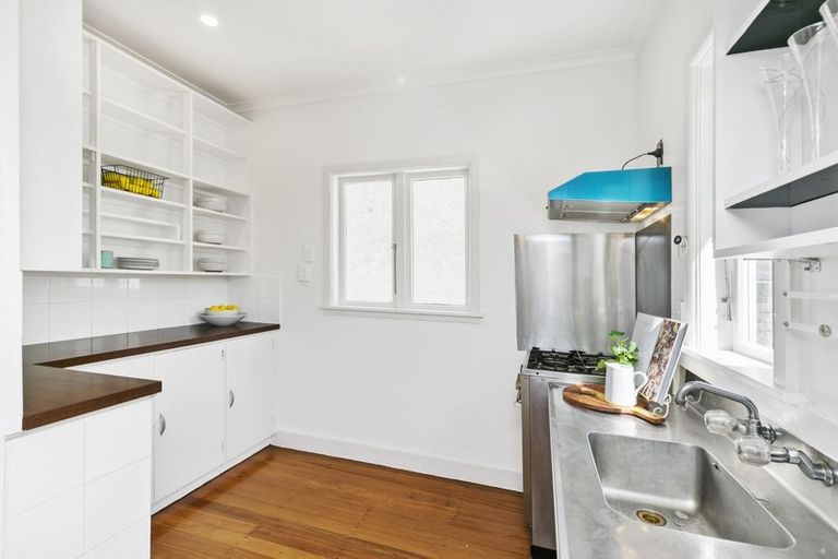 Photo of property in 46 Rakau Road, Hataitai, Wellington, 6021