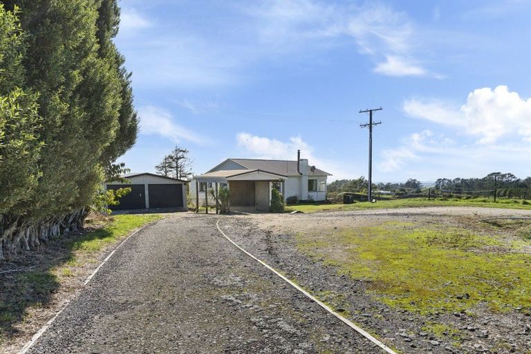Photo of property in 1382 Carrington Road, Hurworth, New Plymouth, 4371