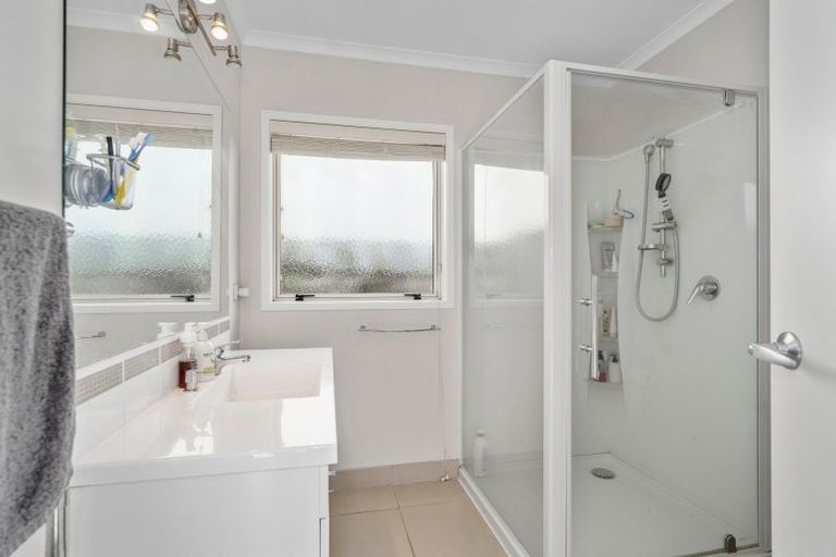 Photo of property in 29 Rosella Drive, Welcome Bay, Tauranga, 3112