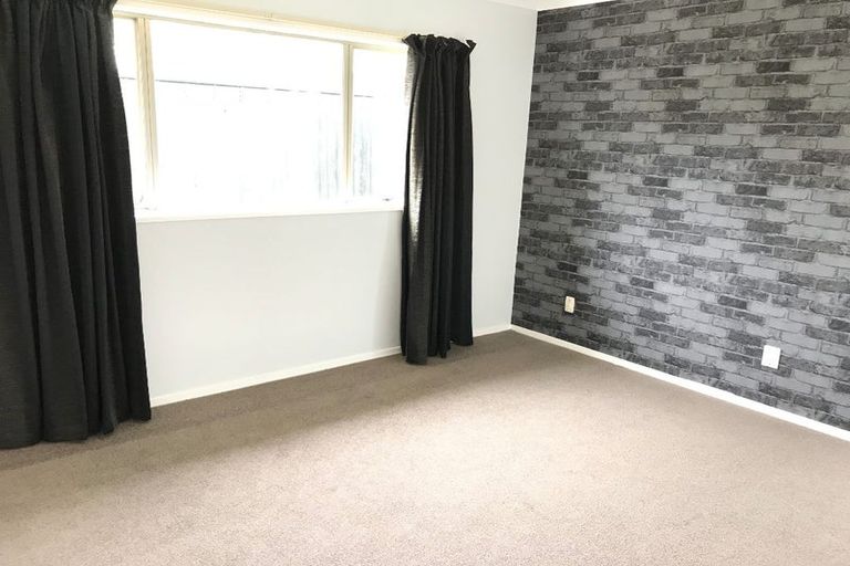 Photo of property in 2/92 Neville Street, Spreydon, Christchurch, 8024